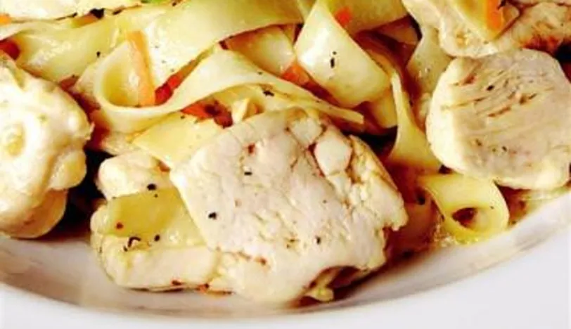 Portakallı Tavuklu Fettucine