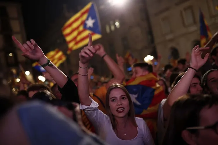 Avrupa’da kriz! İspanya Katalonya yönetimini görevden aldı