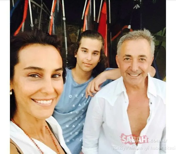 Arzum Onan’ın eşi Mehmet Aslantuğ ve oğlu Can Aslantuğ ile yaptığı sosyal medya paylaşımı ilgi odağı oldu!