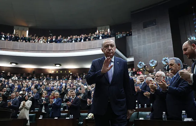 son-dakika-baskan-erdogandan-ak-parti-grup-toplantisinda-onemli-mesajlar-2026-ulkemiz-icin-reform-yili-olacak-1767781275686.jpeg SON DAKİKA | Başkan Erdoğan'dan AK Parti Grup Toplantısı'nda önemli mesajlar: 2026 ülkemiz için reform yılı olacak