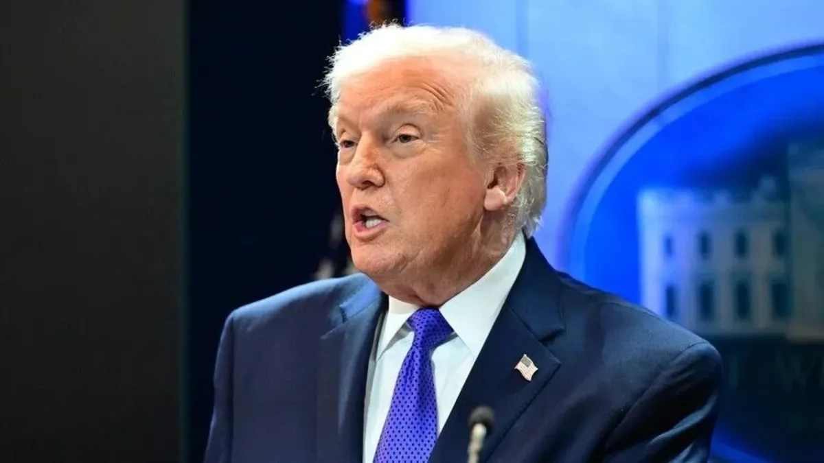 Trump'tan Hürmüz'de yeni savaş sinyali: Üçüncü uçak gemisi yola çıktı! Onlarla barış sağlayabileceğimi düşünmüyorum