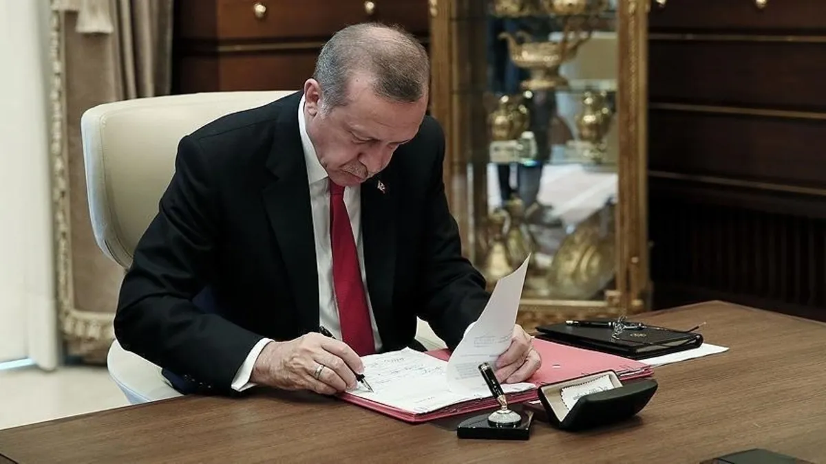 Başkan Erdoğan imzaladı! 8 üniversiteye yeni rektör atandı Başkan Erdoğan imzaladı! 8 üniversiteye yeni rektör atandı