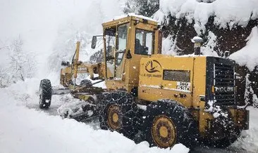 Rize’de kar 283 köy yolunu ulaşıma kapadı #rize