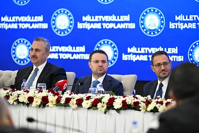 bakan-gurlek-acikladi-uyusturucu-sucundan-hukumlu-kisiler-icin-yeni-uygulama-baslatildi-1777491062918.jpeg