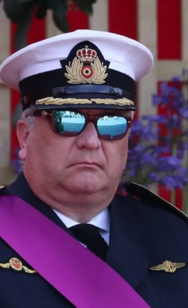 Prens Laurent’ın 26 yaşındaki oğlu yasal mirasçı oldu