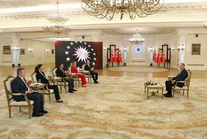 son-dakika-baskan-erdogandan-gundeme-dair-kritik-aciklamalar-1682885930800.jpg SON DAKİKA | Başkan Erdoğan'dan 14 Mayıs seçimleri mesajı: Meydanların dili zafer diyor