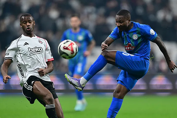 canli-super-ligde-besiktas-rizespor-maci-1766253371612.jpeg