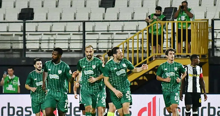 Bursaspor, Manisa’da 90+2’de kazandı!