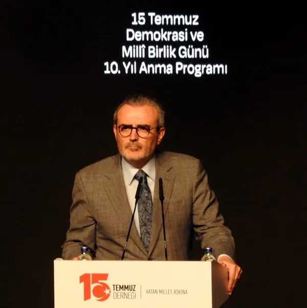 sehit-ve-sahit-programinda-duygusal-anlar-demokrasi-ve-milli-birlik-gunu-anisina-program-duzenlendi-1783791820476.jpg