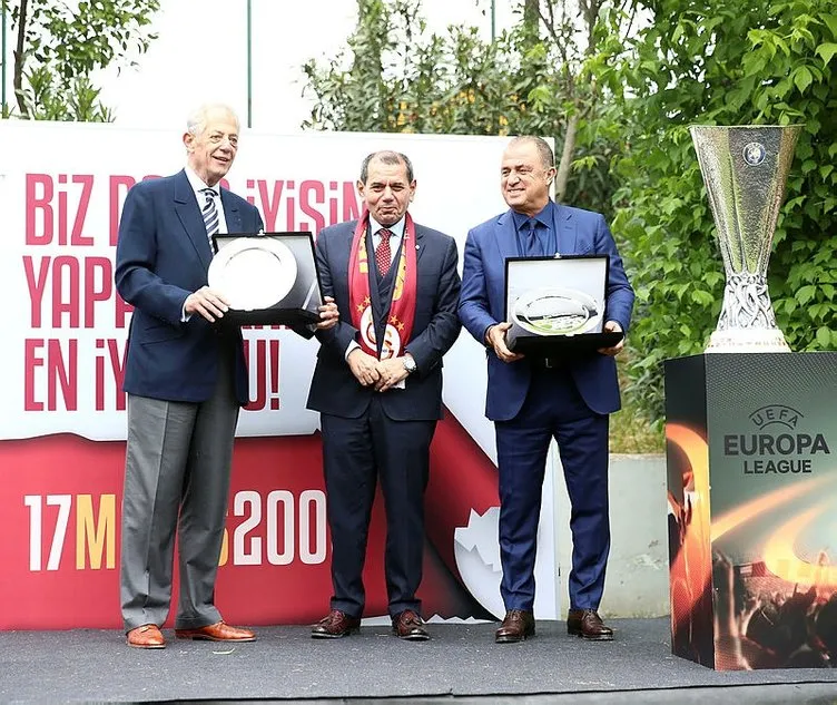 Rıdvan Dilmen: Fatih Terim %99 Galatasaray’a gelmeli