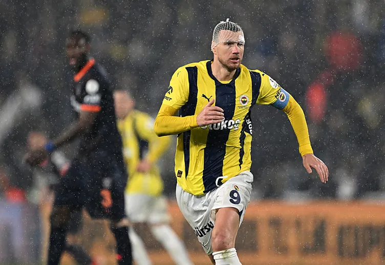 Son dakika Fenerbahçe haberi: Başakşehirli Ba, Fenerbahçeli Edin Dzeko’ya kafa attı! Ortalık böyle karıştı...