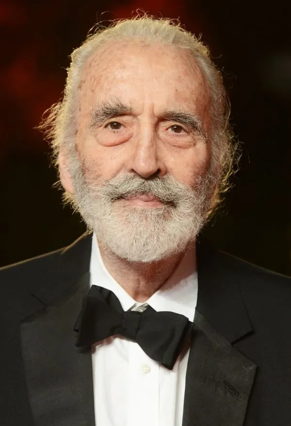 Ünlü aktör Christopher Lee yaşama veda etti