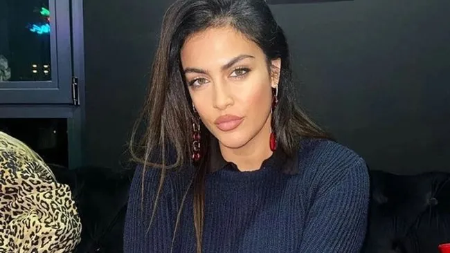 Şarkıcı Tuğba Ekinci’ye taciz şoku: Cinsel organını gönderen tacizciye dava!