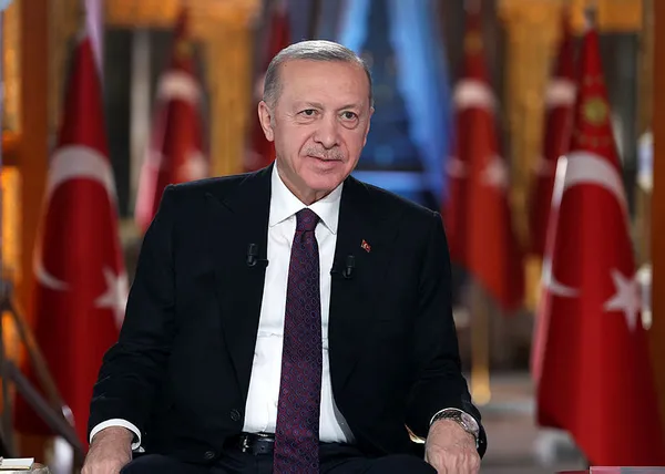 baskan-erdogandan-durmus-yilmaza-sert-tepki-cezasini-cekecek-1640373645790.jpg Başkan Erdoğan'dan dolar manipülasyonu yapan Durmuş Yılmaz'a sert tepki: Cezasını çekecek