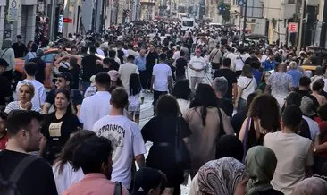 Bayramın son günü Taksim, Eminönü ve Belgrad Ormanında yoğunluk yaşandı #istanbul