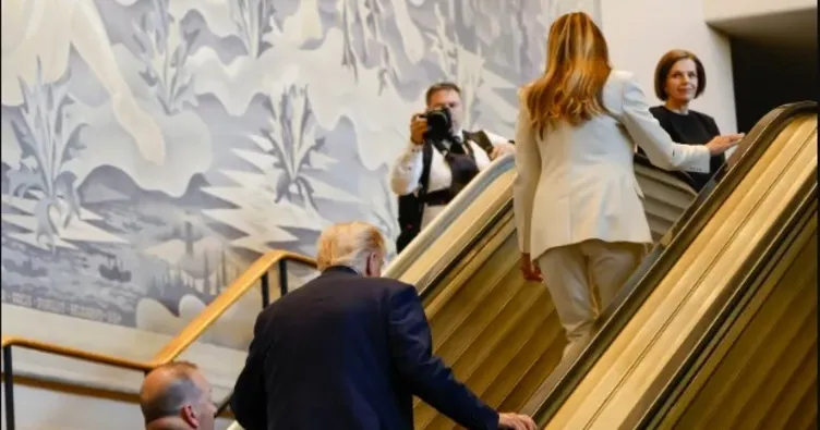 Yürüyen merdiven durdu: Trump alay konusu oldu