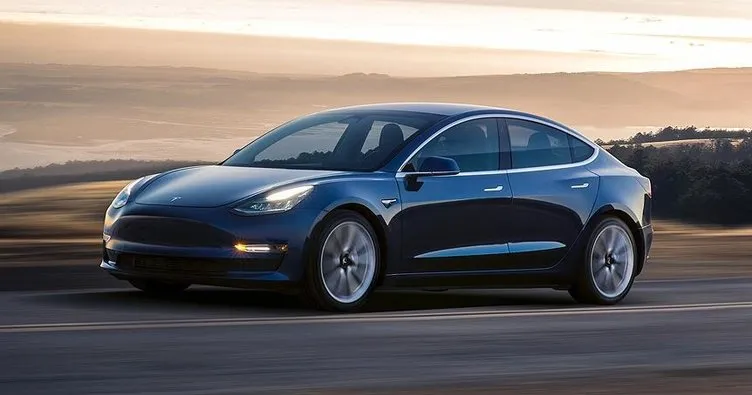 Tesla Model 3 ile yeni rekor!
