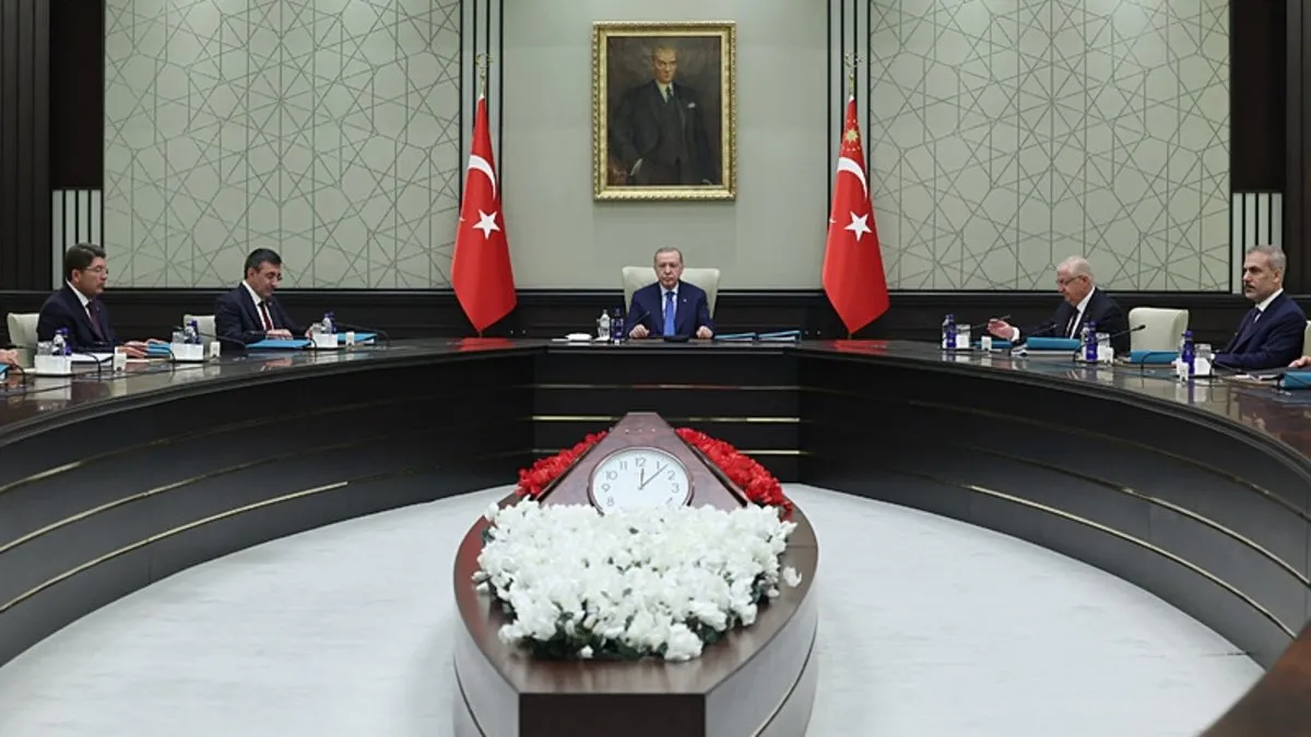 SON DAKİKA: YAŞ kararları 2025 açıklandı: Genelkurmay Başkanı Selçuk Bayraktaroğlu oldu