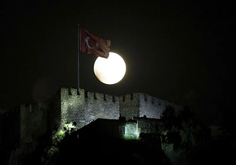 ay tutulmasi ne zaman saat kacta ay tutulmasi turkiye de nerelerde gorulecek etkileri nelerdir son dakika spor haberleri
