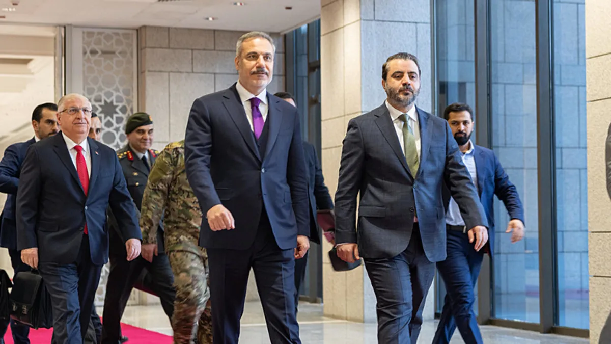 SON DAKİKA| Bakan Fidan Suriye’de: SDG’nin entegre olması kritik öneme sahip SON DAKİKA| Bakan Fidan Suriye’de: SDG’nin entegre olması kritik öneme sahip