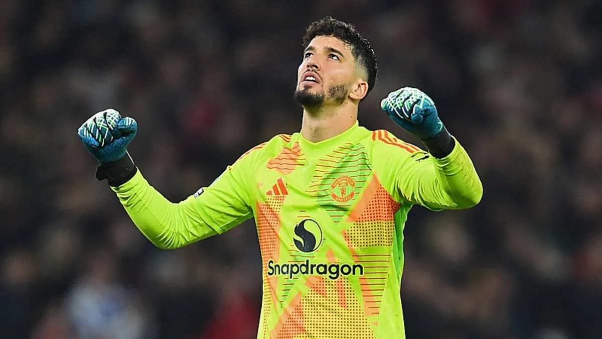 Altay Bayındır'dan Mourinho, Fenerbahçe ve Volkan Demirel sözleri