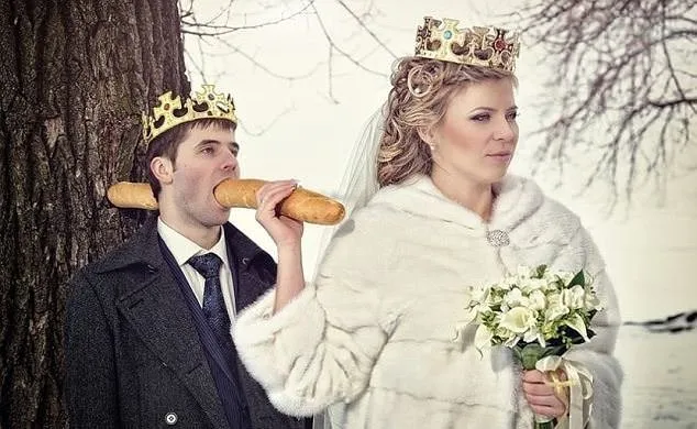 Düğün fotoğrafı komediye döndü
