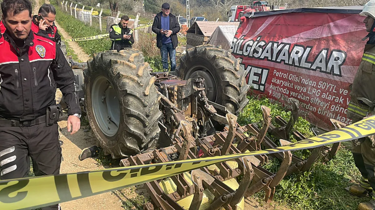 Devrilen traktörün altında kalan sürücü öldü Devrilen traktörün altında kalan sürücü öldü