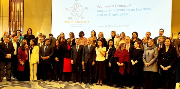 bakan-uraloglu-erkeklerin-egemen-oldugu-tasimacilik-ve-lojistik-alanlarinda-kadinlarin-istihdamini-artirmak-ic-1738240965663.jpg