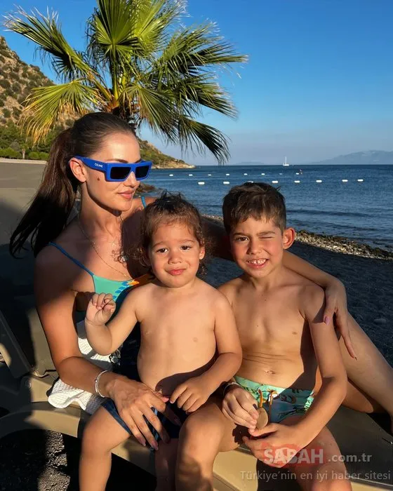 Fahriye Evcen tatile doymadı! Karan ile Kerem’in anneleri ile deniz keyfi beğeni topladı!