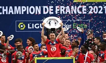 Son dakika: Lille şampiyonluk kupası Burak Yılmaz’ın ellerinde! Kral sloganları...