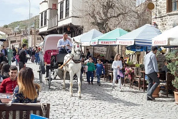 Farklı Kültürleri Buluşturan Mekan: Sille