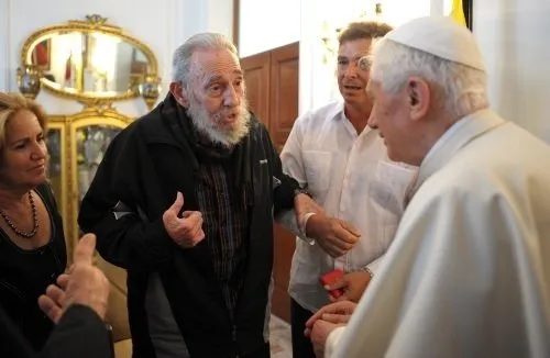 Tarihi Fidel Castro-Papa buluşması