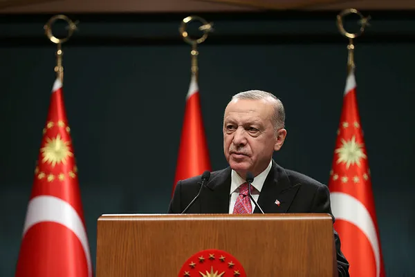 son-dakika-baskan-erdogan-duyurmustu-emekli-maaslarinda-yeni-gelisme-tbmmye-sunuldu-1641316403428.jpg