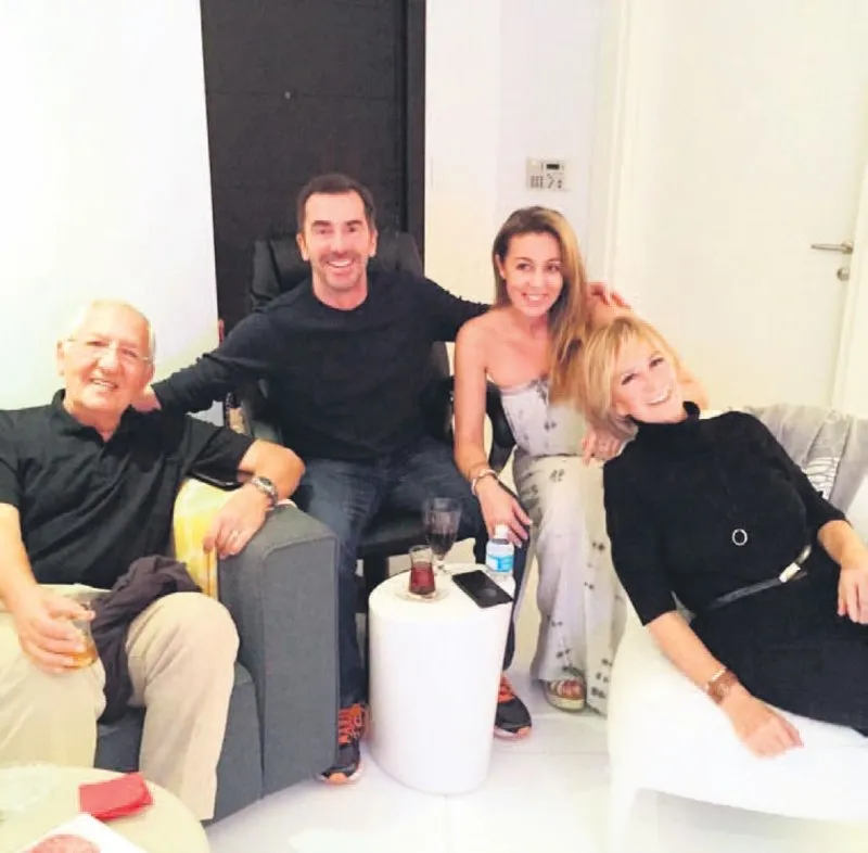 Miami De Aile Boyu Keyif Yaptilar Magazin Haberleri