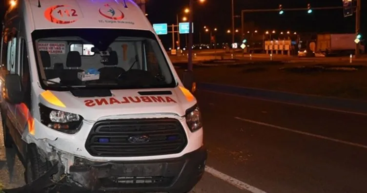 Malatya’da ambulans ile otomobil çarpıştı: 5 yaralı
