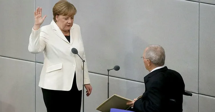 Son Dakika Haberi: Merkel Başbakanlık yeminini etti