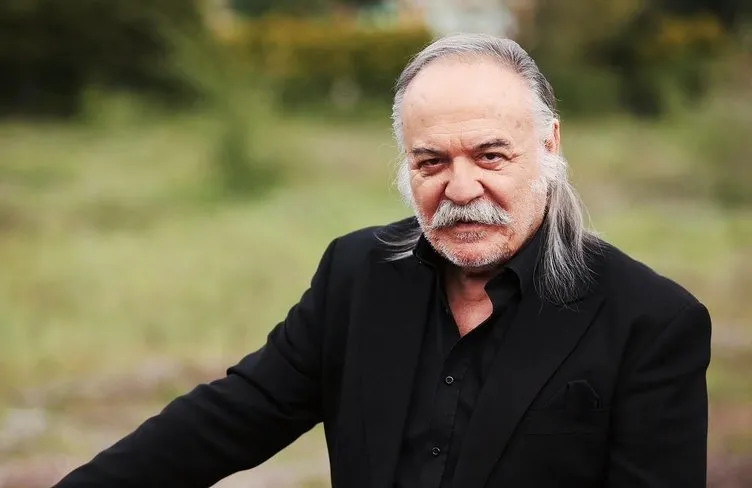 Yıkılıyo şarkısıyla hafızalara kazınmıştı! Ayça Tekindor’un kimin yeğeni olduğuna inanamayacaksınız! Meğer ailecek yıldızlarmış...