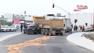 Başakşehir’de kamyonet hafriyat kamyonuna çarptı; 2 yaralı | Video