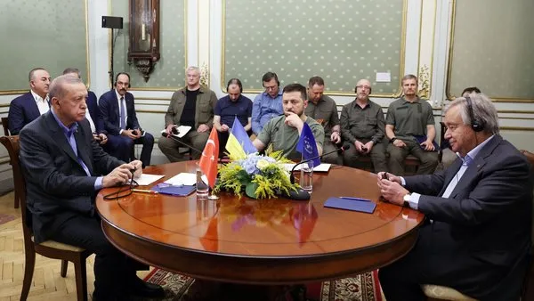 Başkan Erdoğan, Zelenskiy ve Guterres arasında Lviv'deki üçlü zirve sona erdi.