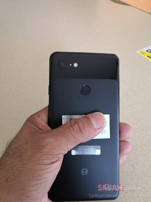 Google Pixel 3 XL’nin tasarımını ortaya koyan detaylı sızıntı fotoğrafları yayınlandı