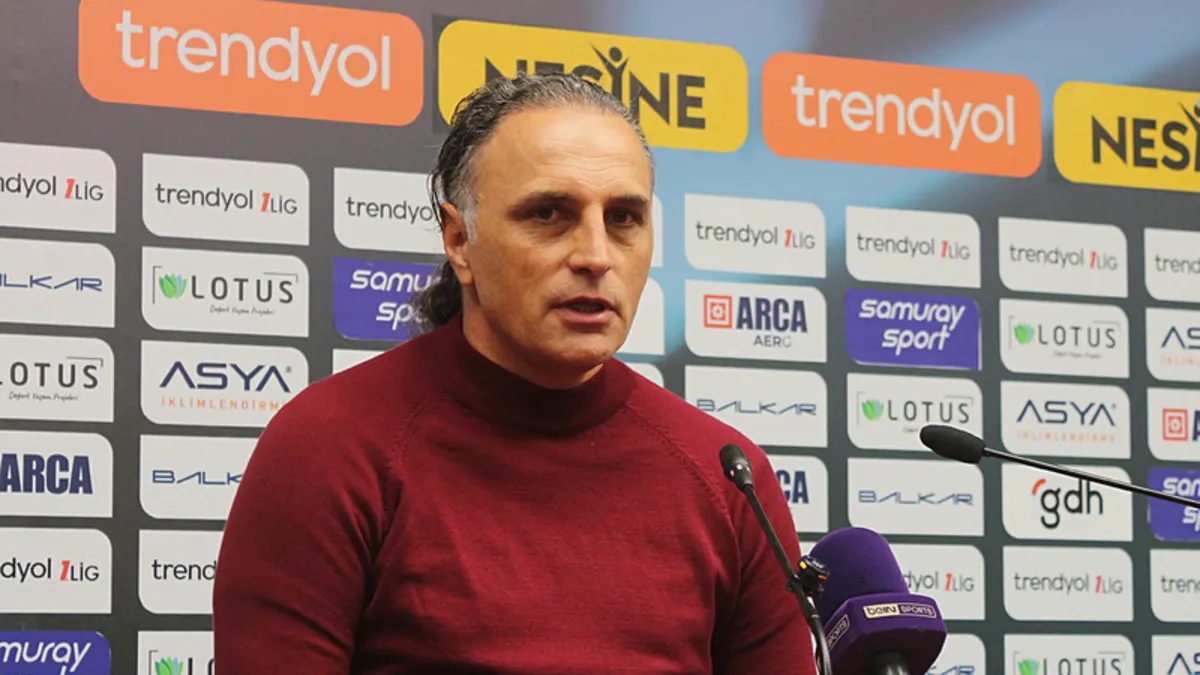 Mustafa Gürsel: Bu seneki gerçekçi hedefimiz play-off’a girebilmek! Mustafa Gürsel: Bu seneki gerçekçi hedefimiz play-off’a girebilmek!