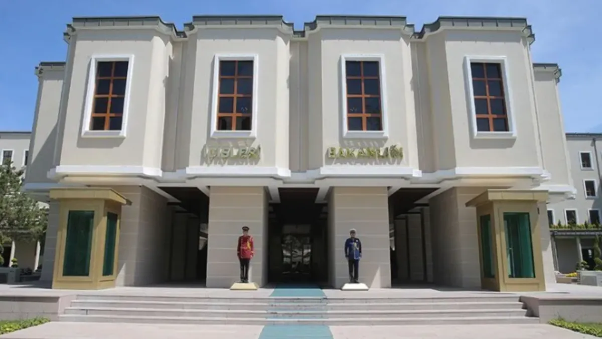 Son Dakika | Saldırgan sokak köpeklerine karşı önlem ihmali: İçişleri Bakanlığından 2 belediye başkanına soruşturma izni