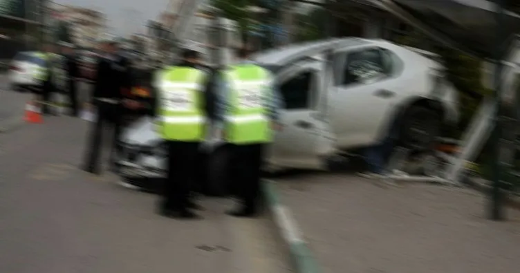 Eskişehir’de otobüsle otomobil çarpıştı: 1 ölü, 2 yaralı