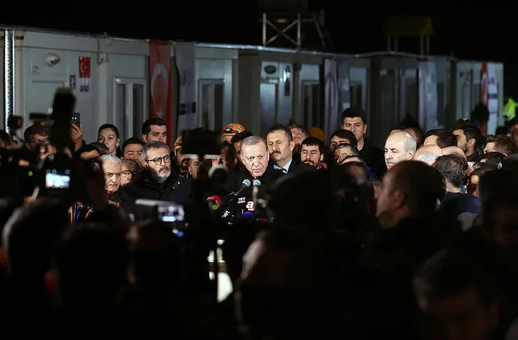 Başkan Erdoğan ve Bahçeli Kahramanmaraş'ta konteyner kenti ziyaret etti!