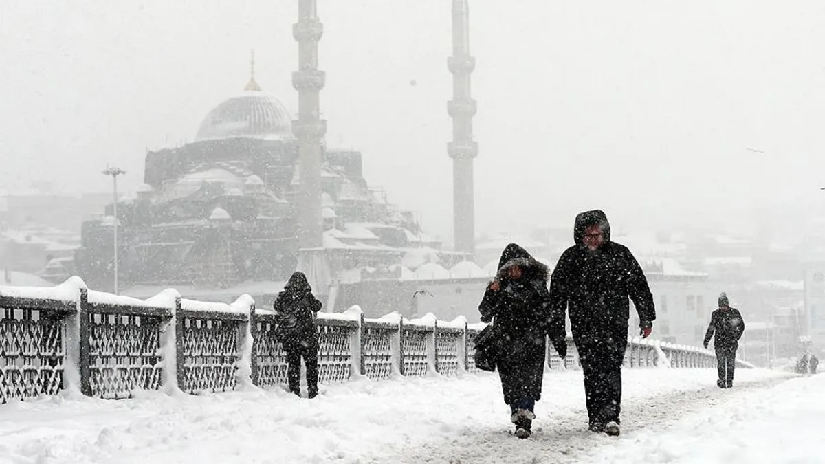 İstanbul’a kar yağacak mı, ne zaman, bu hafta mı? Meteoroloji o tarihi işaret etti! Beklenen kar yağışı…