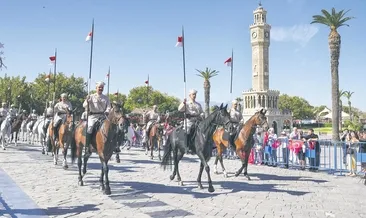 İzmir’de kurtuluş coşkusu