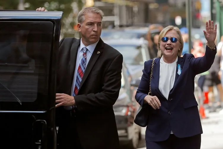 Hillary Clinton hastaneye kaldırıldı