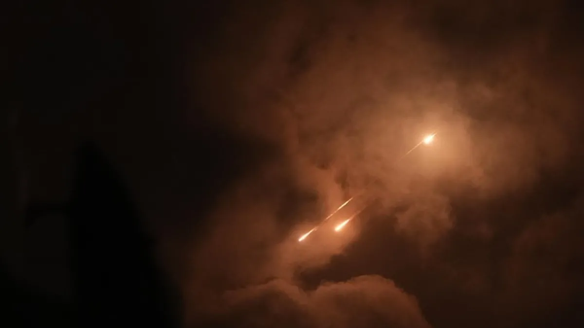 Hizbullah’tan İsrail’e peş peşe saldırılar: Lübnan’ın güneyinde askerler ve araçlar hedef alındı Hizbullah’tan İsrail’e peş peşe saldırılar: Lübnan’ın güneyinde askerler ve araçlar hedef alındı