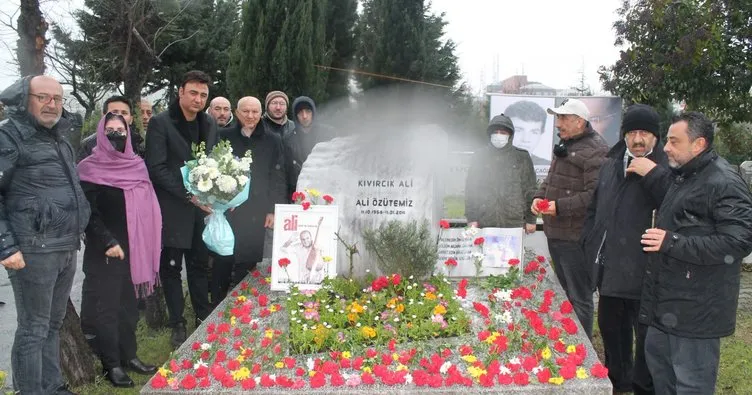 Kıvırcık Ali mezarı başında anıldı