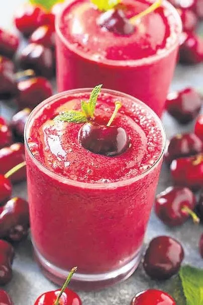 Serinlik isteyene smoothie – İDİL AÇIKALIN Serinlik isteyene smoothie – İDİL AÇIKALIN